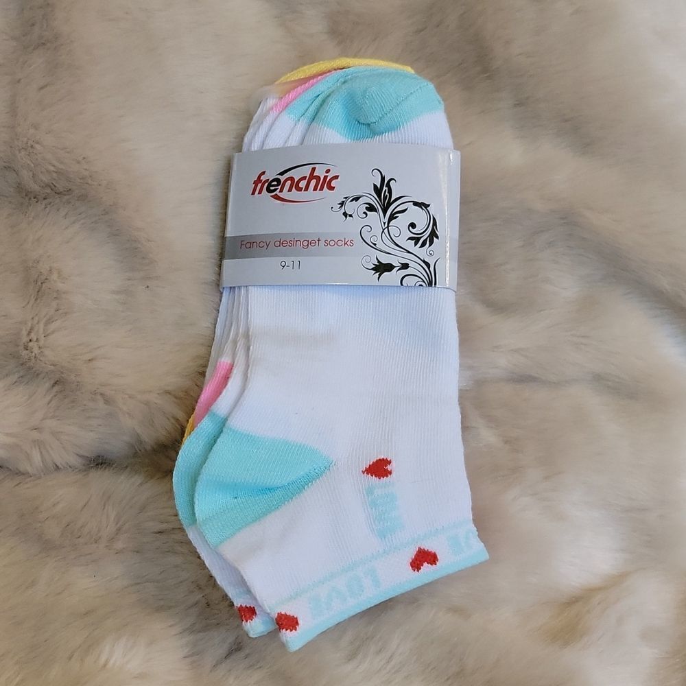 FRENCHIC ANKLE SOCKS, 3 PAIRS - NEW!
